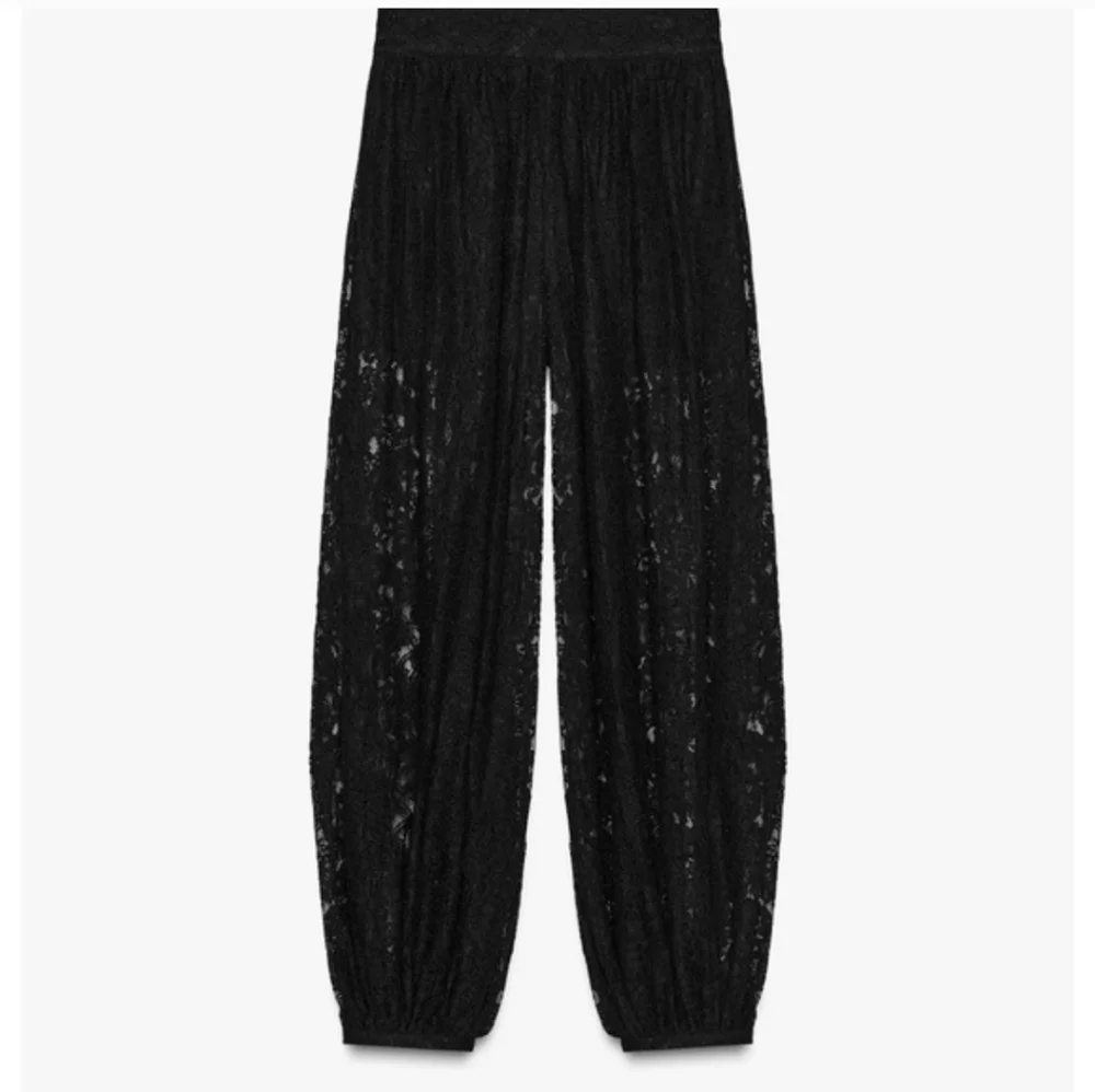 Zara NWT LACE BALLOON PANTS Black Size XS and S